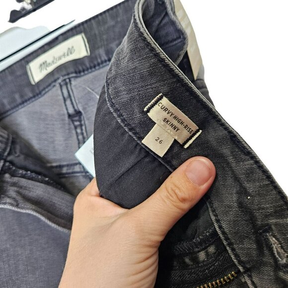 Madewell Curvy High-Rise Skinny Jeans W26 Black Distressed Denim Size 26 - Picture 2 of 15